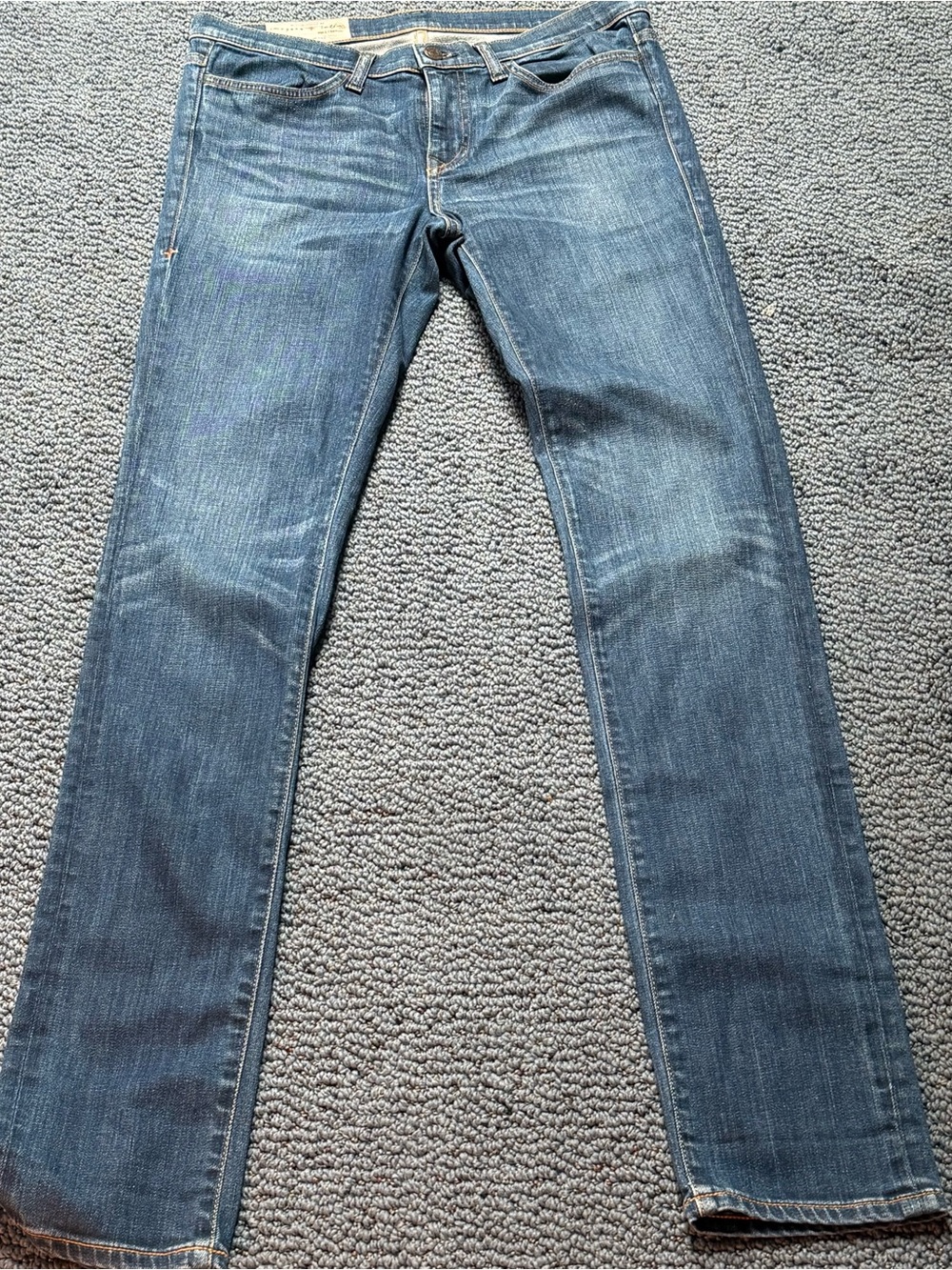 imogene + willie Slim Straight Blue Jeans